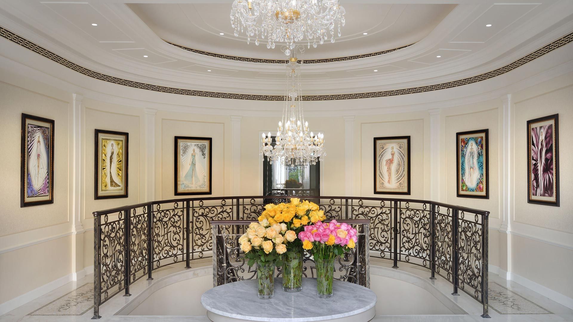 Palazzo Versace Dubai Imperial Suite Foyer